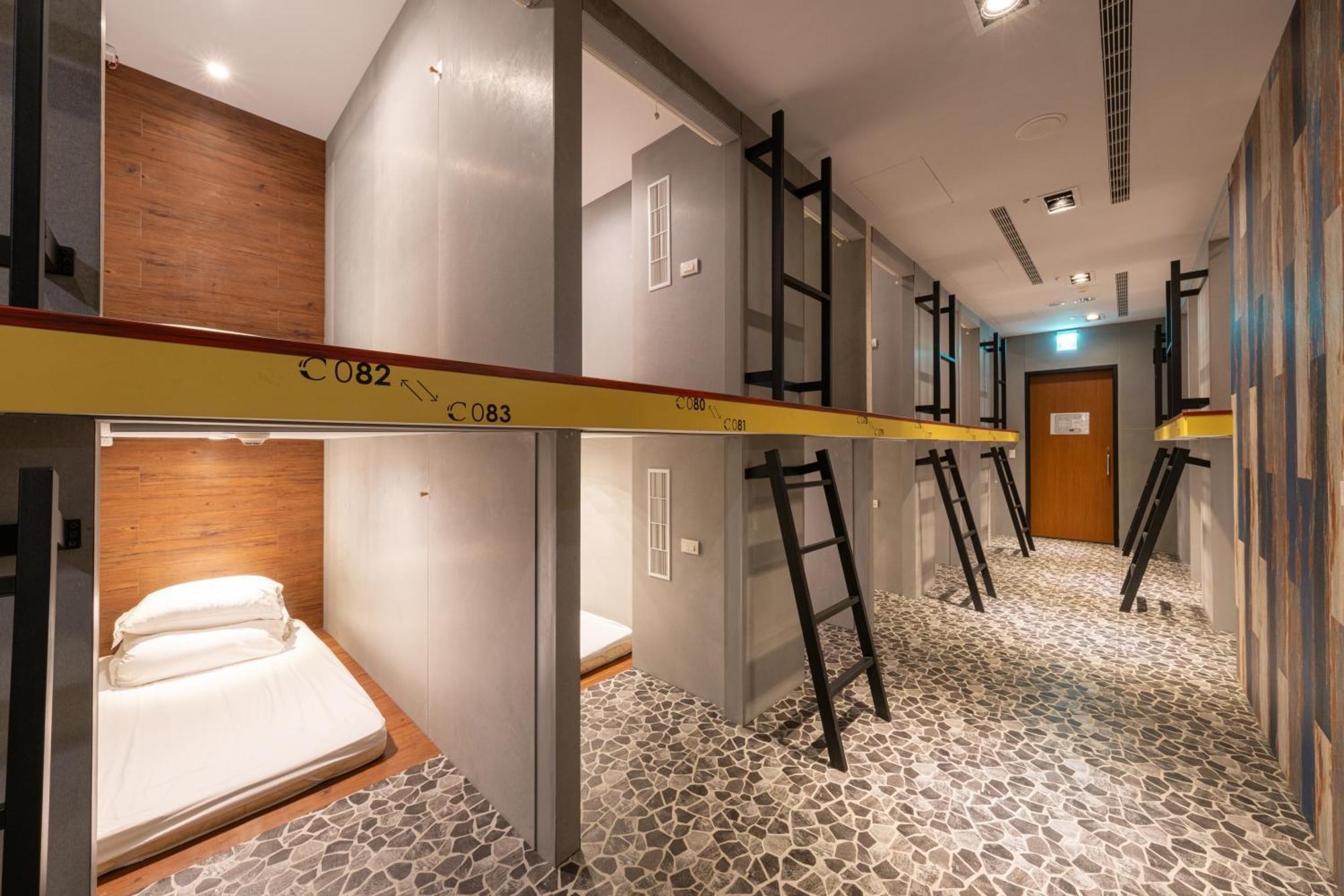 Ningcui Business Hotel 台中 外观 照片