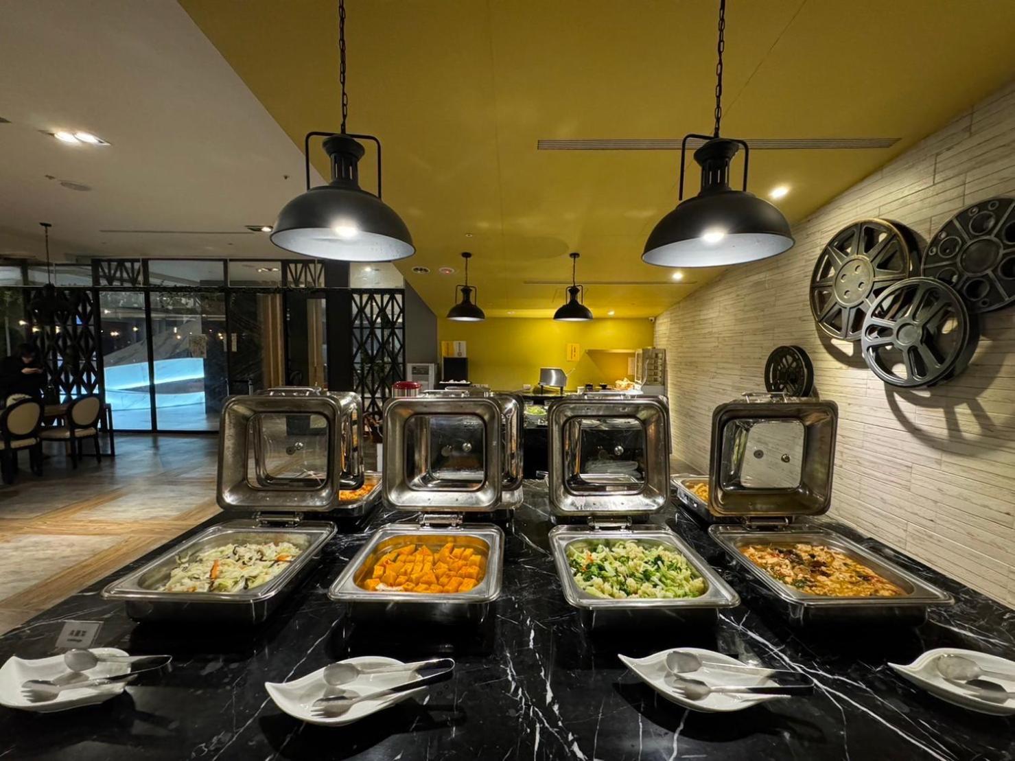 Ningcui Business Hotel 台中 外观 照片